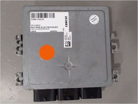 CALCULATEUR MOTEUR FORD FOCUS