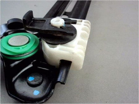 MECANISME LEVE-GLACE AVANT DROIT CITROEN C4