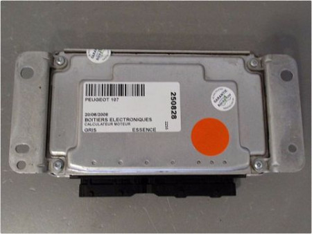 CALCULATEUR MOTEUR PEUGEOT 107