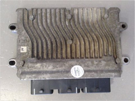 CALCULATEUR MOTEUR PEUGEOT 206