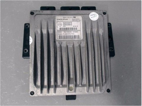 CALCULATEUR MOTEUR RENAULT MEGANE