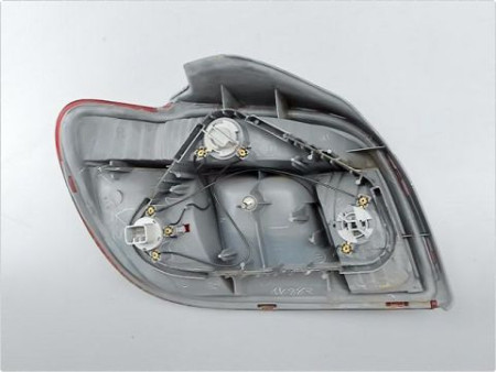 FEU ARRIERE DROIT TOYOTA YARIS