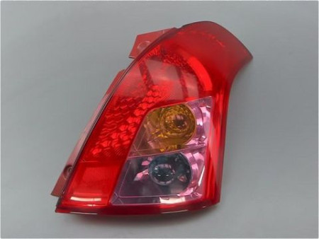 FEU ARRIERE DROIT SUZUKI SWIFT