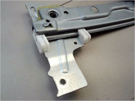 MECANISME LEVE-GLACE AVANT GAUCHE PEUGEOT 207