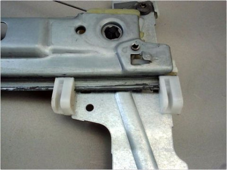 MECANISME LEVE-GLACE AVANT DROIT PEUGEOT 207