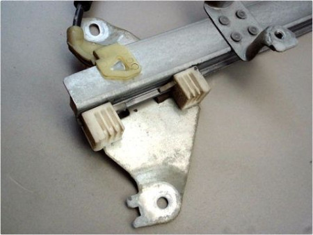 MECANISME LEVE-GLACE AVANT GAUCHE NISSAN NOTE