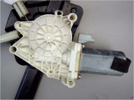 MECANISME LEVE-GLACE AVANT DROIT PEUGEOT 206