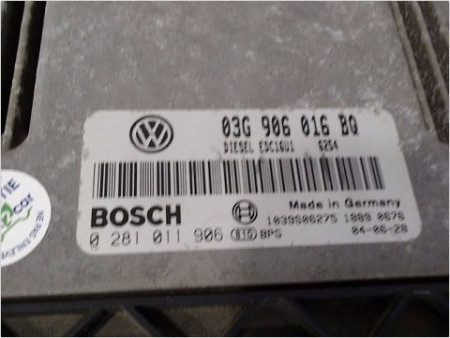 CALCULATEUR MOTEUR VOLKSWAGEN TOURAN