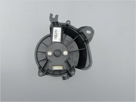 MOTEUR VENTILATEUR CHAUFFAGE OPEL CORSA