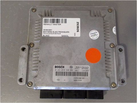 CALCULATEUR MOTEUR RENAULT MASTER
