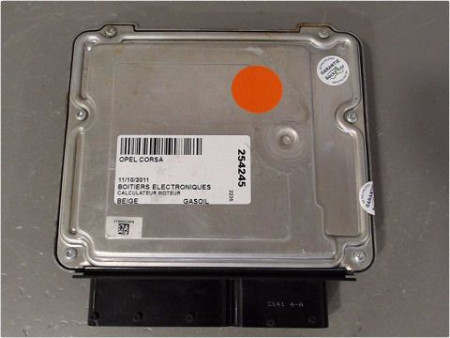 CALCULATEUR MOTEUR OPEL CORSA