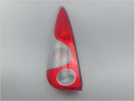FEU ARRIERE GAUCHE  TOYOTA YARIS