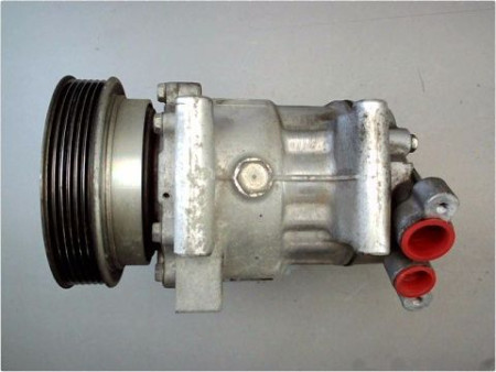 COMPRESSEUR AIR CONDITIONNE RENAULT CLIO