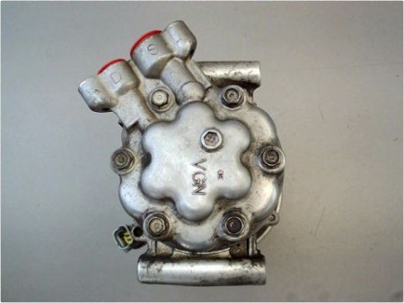 COMPRESSEUR AIR CONDITIONNE RENAULT CLIO