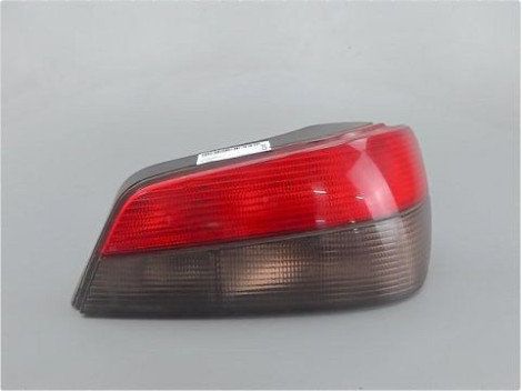 FEU ARRIERE DROIT PEUGEOT 306
