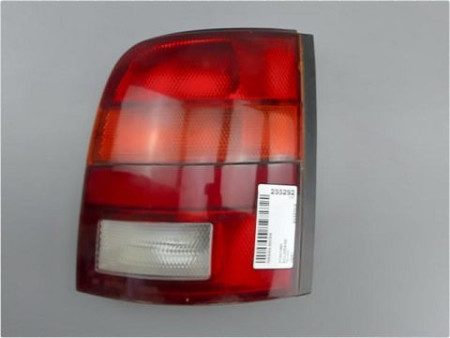 FEU ARRIERE DROIT NISSAN MICRA
