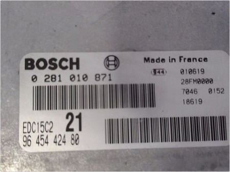CALCULATEUR MOTEUR CITROEN XSARA