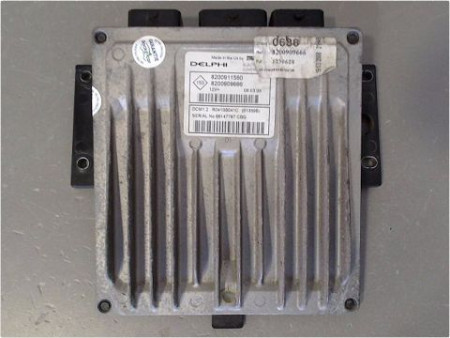 CALCULATEUR MOTEUR RENAULT KANGOO