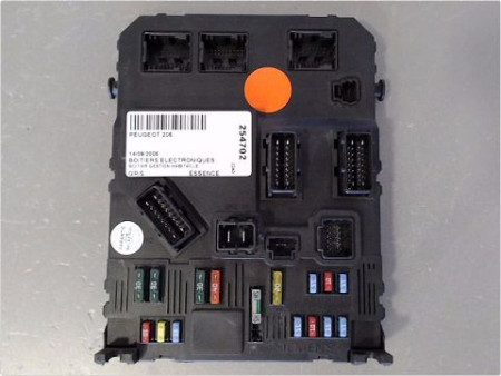 BOITIER GESTION HABITACLE PEUGEOT 206