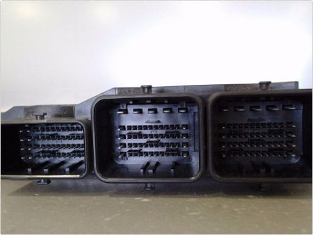 CALCULATEUR MOTEUR FORD FIESTA