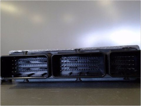 CALCULATEUR MOTEUR RENAULT MEGANE
