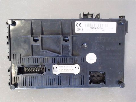 BOITIER GESTION HABITACLE RENAULT CLIO