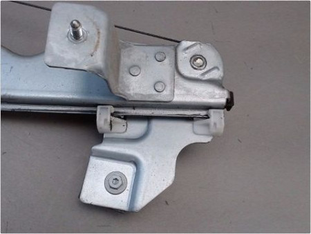 MECANISME LEVE-GLACE AVANT DROIT DACIA SANDERO