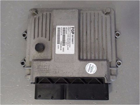 CALCULATEUR MOTEUR FIAT PUNTO