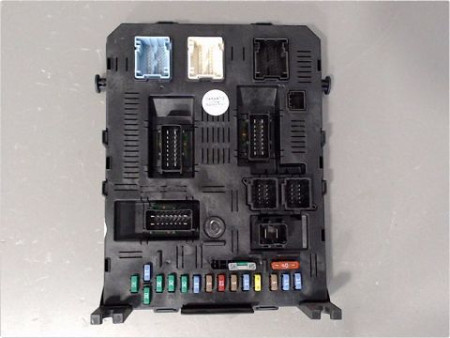 BOITIER GESTION HABITACLE CITROEN C4