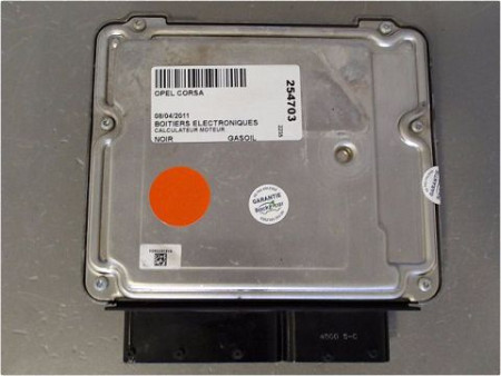 CALCULATEUR MOTEUR OPEL CORSA