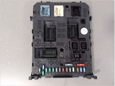 BOITIER GESTION HABITACLE PEUGEOT 308