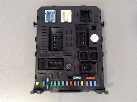 BOITIER GESTION HABITACLE CITROEN C4