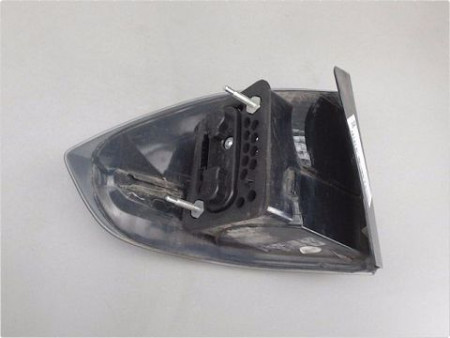 FEU ARRIERE DROIT FORD S-MAX