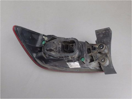FEU ARRIERE DROIT RENAULT CLIO