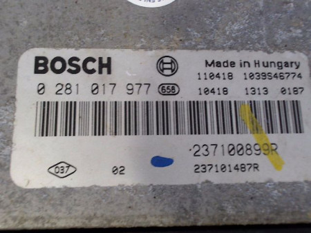 CALCULATEUR MOTEUR RENAULT MASTER