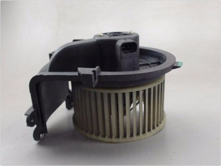 MOTEUR VENTILATEUR CHAUFFAGE RENAULT CLIO