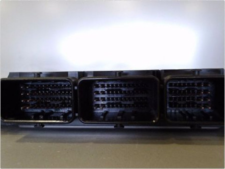 CALCULATEUR MOTEUR RENAULT MEGANE