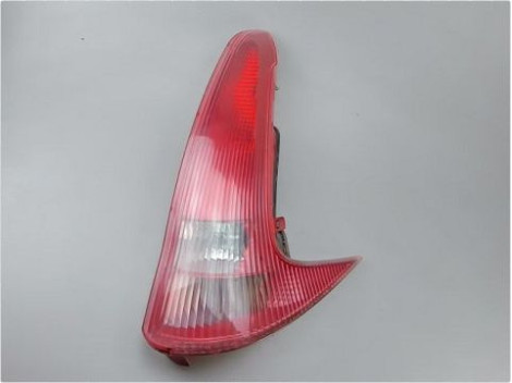 FEU ARRIERE DROIT PEUGEOT 206