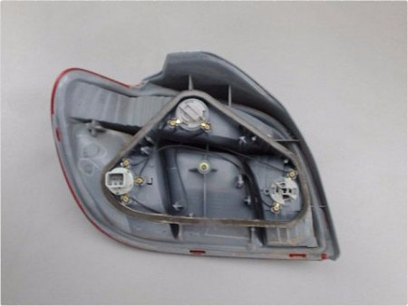 FEU ARRIERE DROIT TOYOTA YARIS