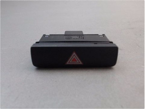 BOUTON DE WARNING VOLKSWAGEN PASSAT