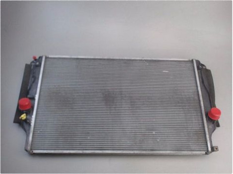 RADIATEUR TOYOTA RAV4