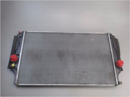 RADIATEUR TOYOTA RAV4