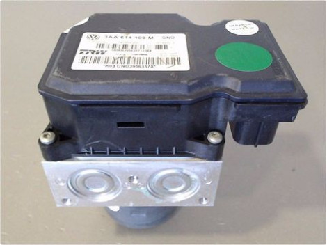 UNITE HYDRAULIQUE ABS VOLKSWAGEN PASSAT