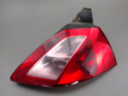FEU ARRIERE DROIT RENAULT MEGANE