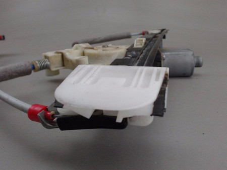 MECANISME LEVE-GLACE AVANT GAUCHE FORD B-MAX
