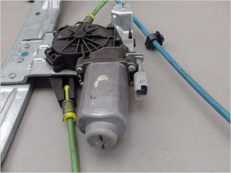 MECANISME LEVE-GLACE AVANT DROIT CITROEN C3