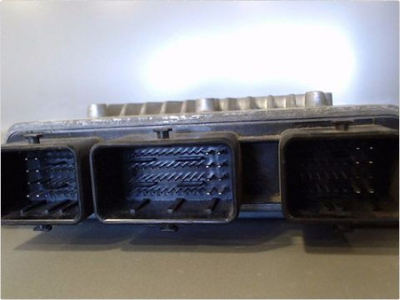 CALCULATEUR MOTEUR PEUGEOT PARTNER PH2 FGT 2002-