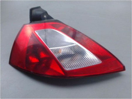 FEU ARRIERE GAUCHE  RENAULT MEGANE