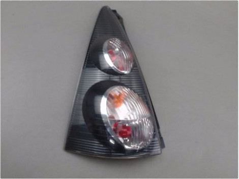 FEU ARRIERE GAUCHE  CITROEN C1