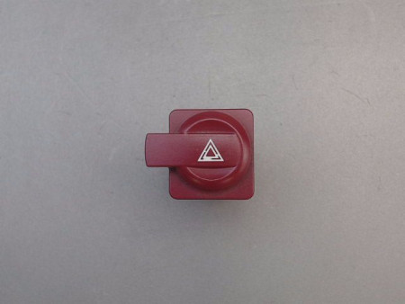 BOUTON DE WARNING CITROEN C4